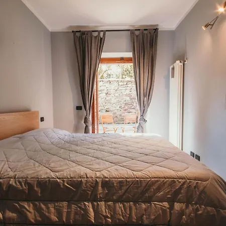 Casa Mira Apartment Someraro